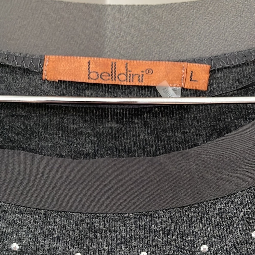 Belldini Top - Picture 2 of 7